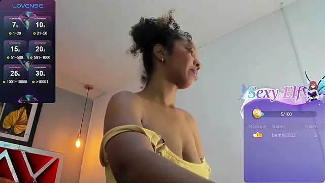 Snapshot of cataleyah_07 chatting on 02.23.25 cataleyah 07 online show from 02.23.25