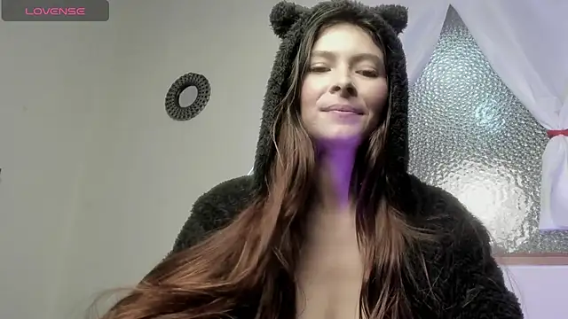 Aleska Miami online show from 02.10.25