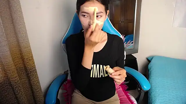 Aleska Miami online show from 10.28.25