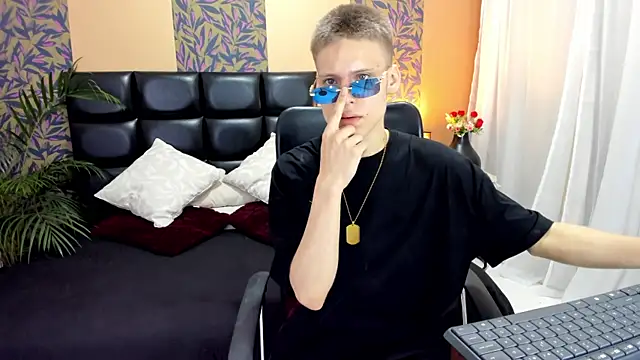 blondie lover69 online show from 02.15.25