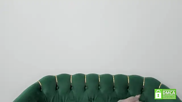 BelovedKhloee online show from 01.18.25