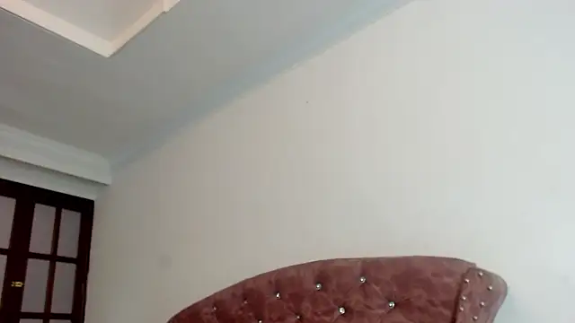 Kim Lennon online show from 02.10.25