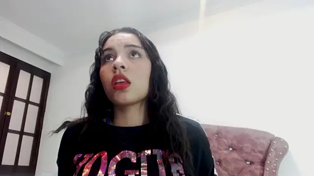 Kim Lennon online show from 02.11.25
