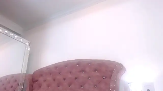 Kim Lennon online show from 03.03.25