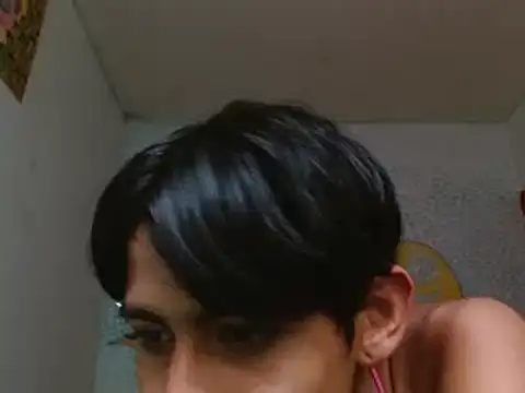 Snapshot of boysLittle chatting on 01.27.25 boysLittle online show from 01.27.25