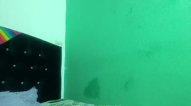 Snapshot of boysLittle chatting on 03.21.25 boysLittle online show from 03.21.25