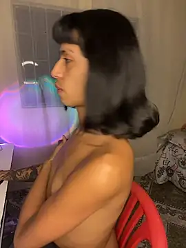 boysLittle online show from 05.07.26