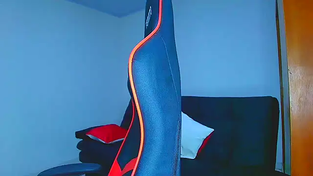 Rousse violett online show from 12.16.25