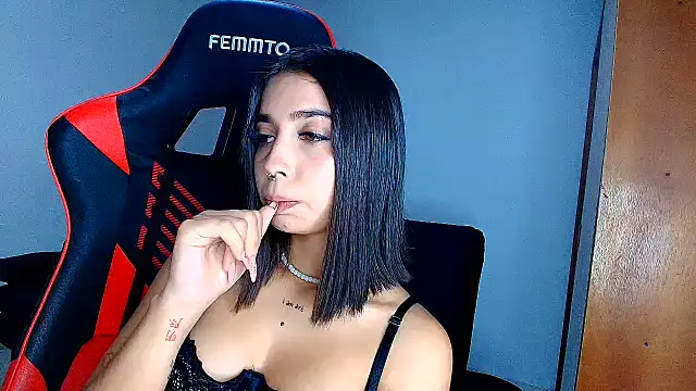 Rousse violett online show from 02.11.26