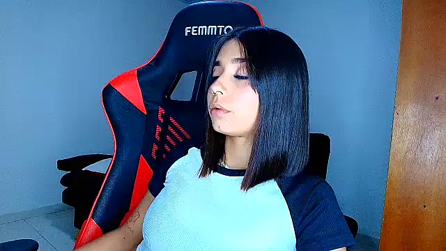 Rousse violett online show from 02.19.26