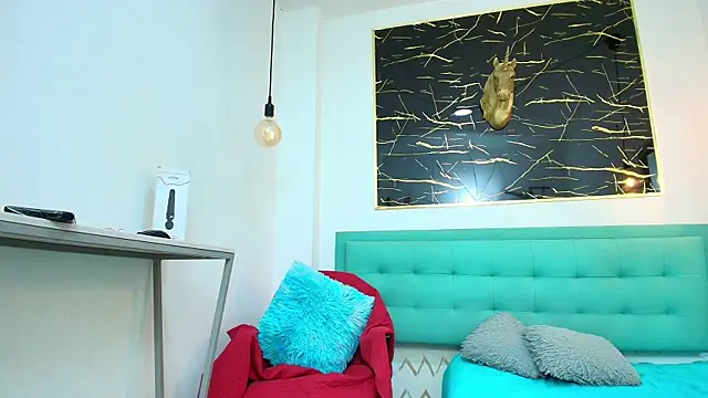 Snapshot of gabriela_cortez chatting on 10.13.25 gabriela cortez online show from 10.13.25