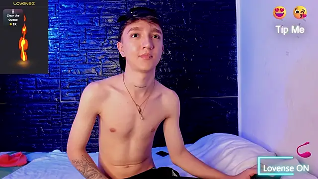 Snapshot of jeremy_salvatore chatting on 03.18.25 jeremy salvatore online show from 03.18.25