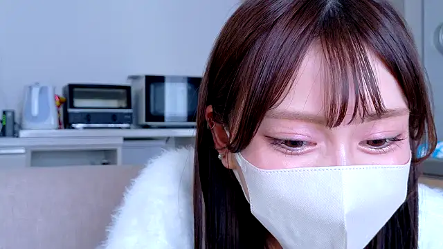 Snapshot of riken_jp chatting on 10.14.25 riken jp online show from 10.14.25