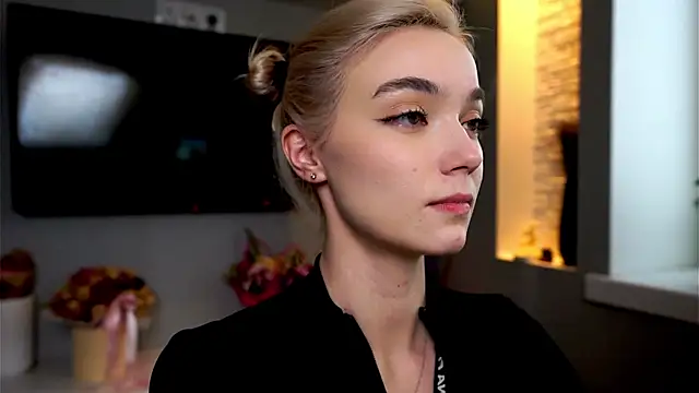 ileanacampbe online show from 01.20.25