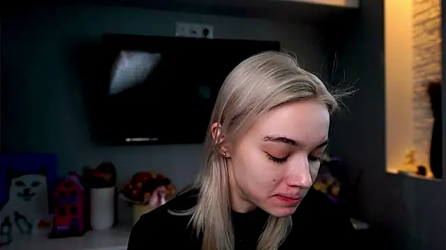 ileanacampbe online show from 01.22.25