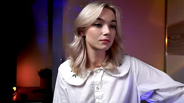 ileanacampbe online show from 03.11.25