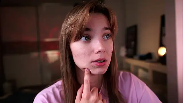 ileanacampbe online show from 10.08.25