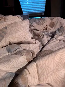 young18dick  online show from 03.12.26