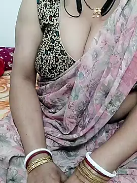 Snapshot of Jivika56700 chatting on 01.08.25 Jivika56700 online show from 01.08.25