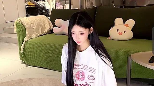 Snapshot of muyan_00 chatting on 09.21.25 muyan 00 online show from 09.21.25