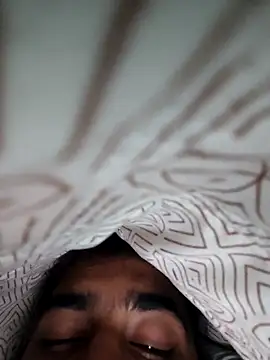 Snapshot of 13lusty chatting on 10.28.25 13lusty online show from 10.28.25