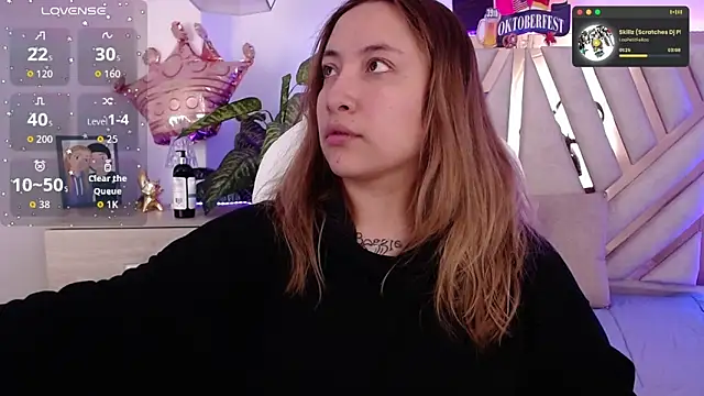 Snapshot of NyxAndria_1 chatting on 09.26.25 NyxAndria 1 online show from 09.26.25