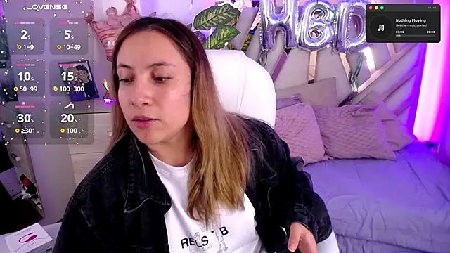 Snapshot of NyxAndria_1 chatting on 10.07.25 NyxAndria 1 online show from 10.07.25