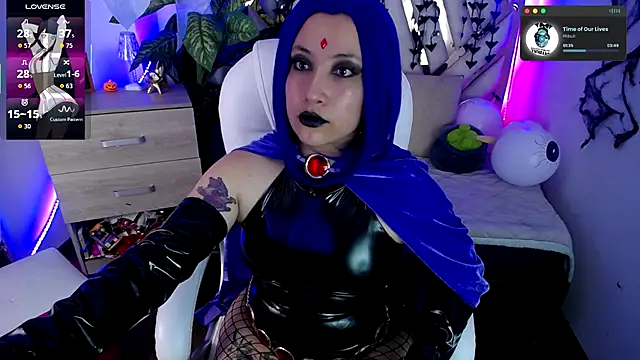 Snapshot of NyxAndria_1 chatting on 11.01.25 NyxAndria 1 online show from 11.01.25