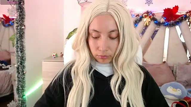 Snapshot of NyxAndria_1 chatting on 12.03.25 NyxAndria 1 online show from 12.03.25