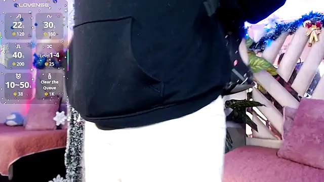 Snapshot of NyxAndria_1 chatting on 12.13.25 NyxAndria 1 online show from 12.13.25