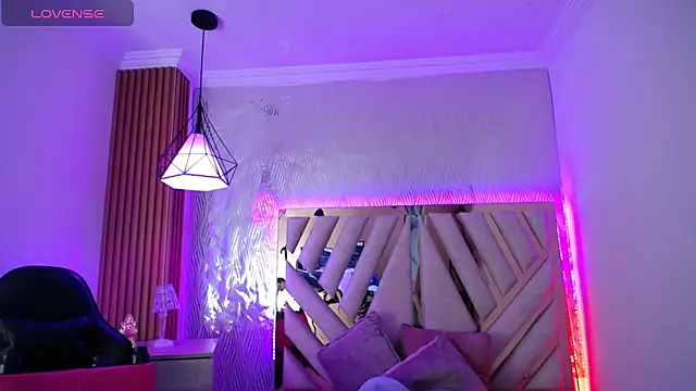 Snapshot of NyxAndria_1 chatting on 02.07.26 NyxAndria 1 online show from 02.07.26