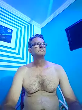 itsmeyes69 online show from 01.15.25