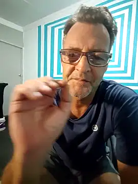 itsmeyes69 online show from 03.06.25