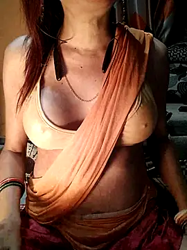 SANA-LEONI online show from 01.12.26