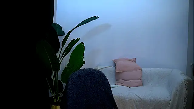 sweet rapunzell online show from 02.04.25