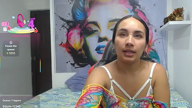 Snapshot of Maylin_horny19 chatting on 10.27.25 Maylin horny19 online show from 10.27.25