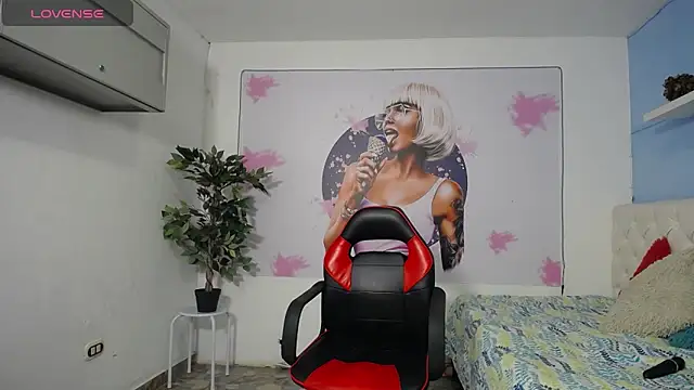 Maylin horny19 online show from 04.17.26