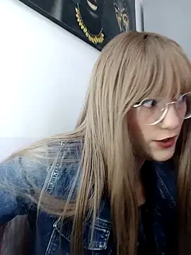 SussanHottye1  online show from 01.21.25