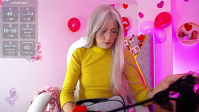 SussanHottye1  online show from 02.16.25