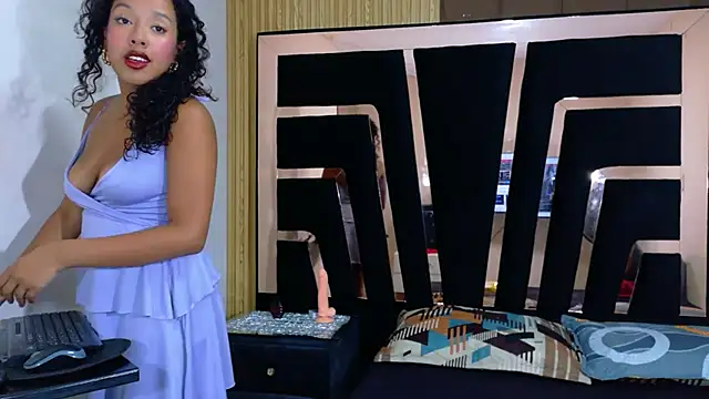 SolEvanss online show from 10.08.25