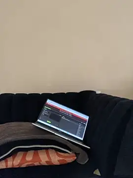 Snapshot of Barbie_Teddy chatting on 10.20.25 Barbie Teddy online show from 10.20.25