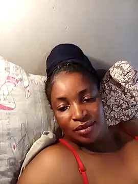 Snapshot of chilidzi chatting on 02.11.25 chilidzi online show from 02.11.25