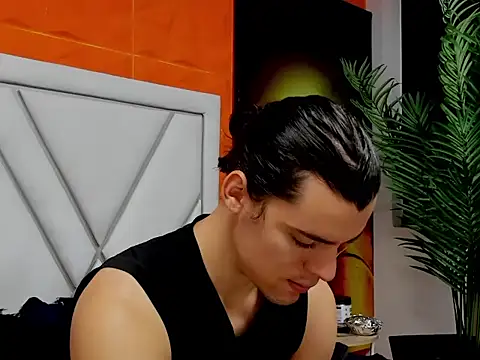 maxi styles online show from 02.18.26