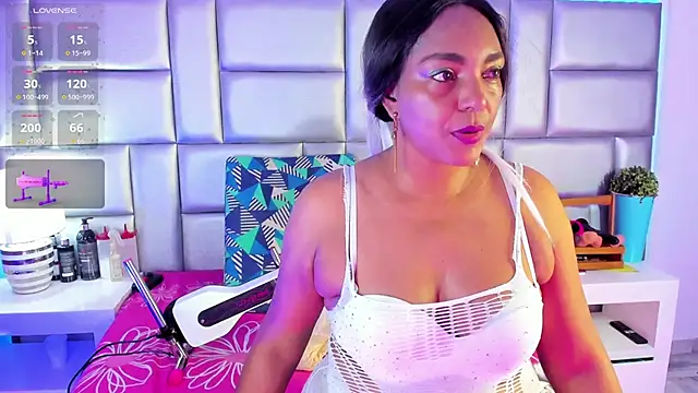 LovelyNickii online show from 03.03.26