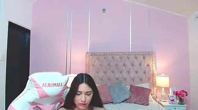 NoaLuxury online show from 02.23.25