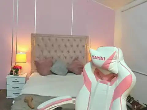 NoaLuxury online show from 03.18.25