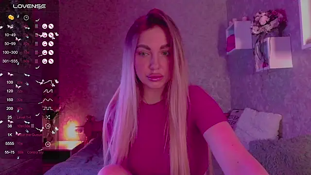 Mika Rayy online show from 03.19.25