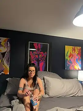 Snapshot of GETxxxFUCKED chatting on 01.22.25 GETxxxFUCKED online show from 01.22.25