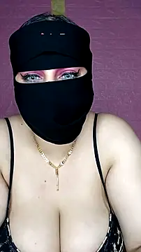 Snapshot of shosho500500 chatting on 10.10.25 shosho500500 online show from 10.10.25