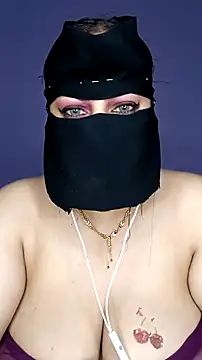 Snapshot of shosho500500 chatting on 11.14.25 shosho500500 online show from 11.14.25